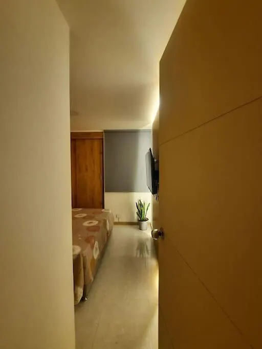 Cozy Apartment In Historic Prado With Adjustable Desk And 4K Monitor Medellín 0*,